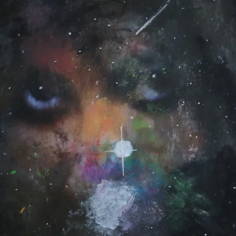 Detail: Cat-like face.