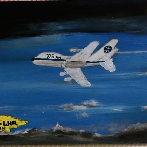 Detail: Passenger aircraft.